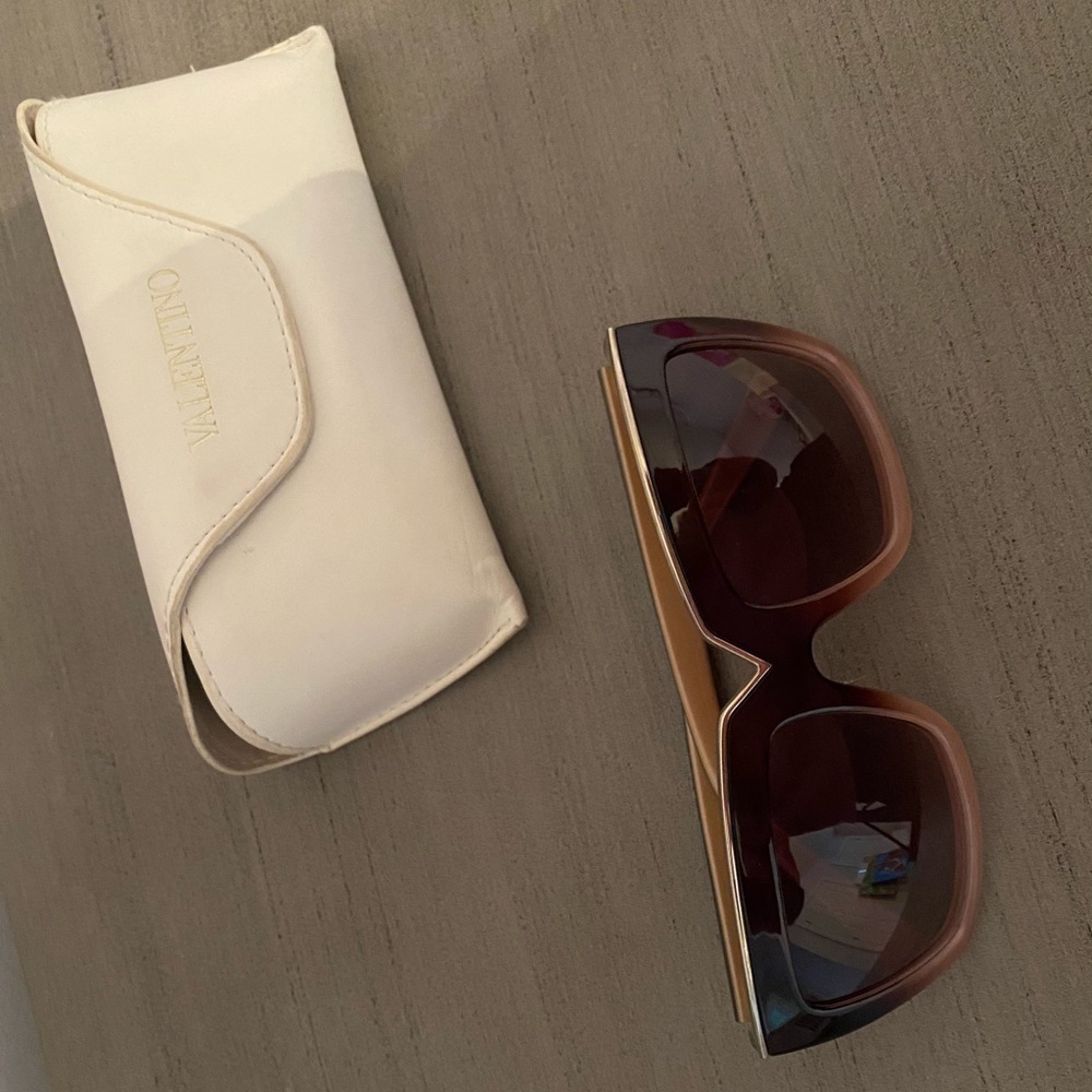 Vintage Valentino sunglasses